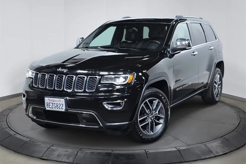 2017 Jeep Grand Cherokee Limited photo 1