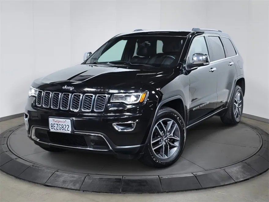 2017 Jeep Grand Cherokee Limited photo 1