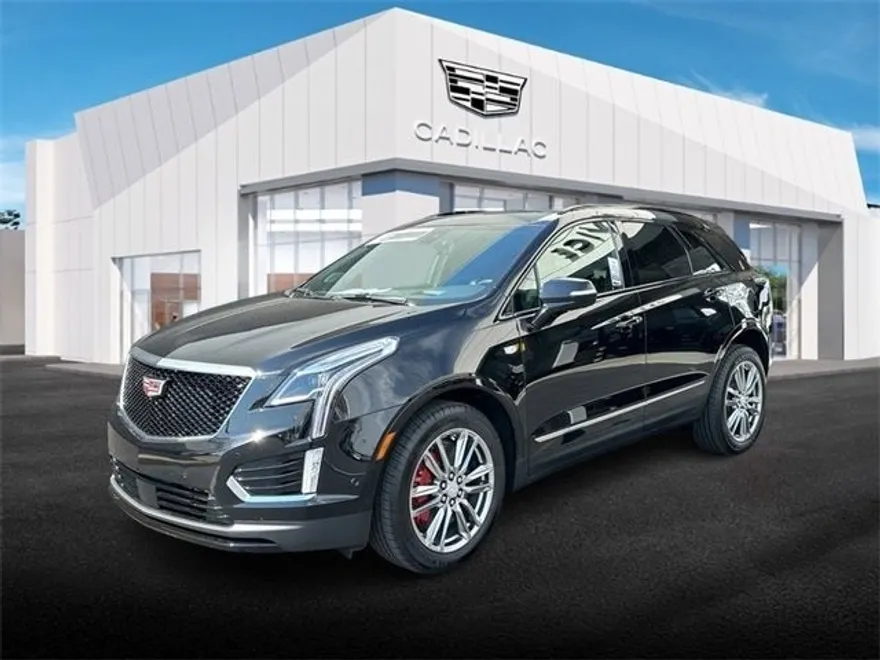 2025 Cadillac XT5 Sport photo 1