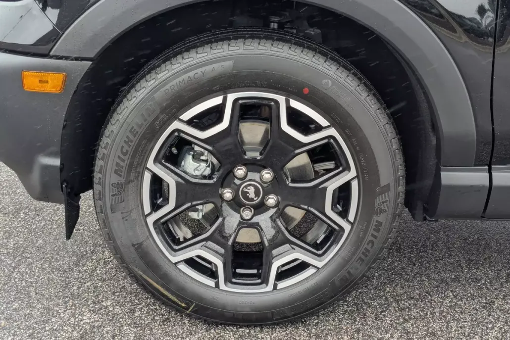 2025 Ford Bronco Sport Outer Banks photo 1