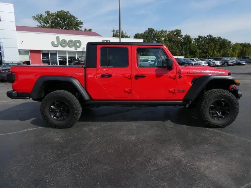 2023 Jeep Gladiator Rubicon photo 1