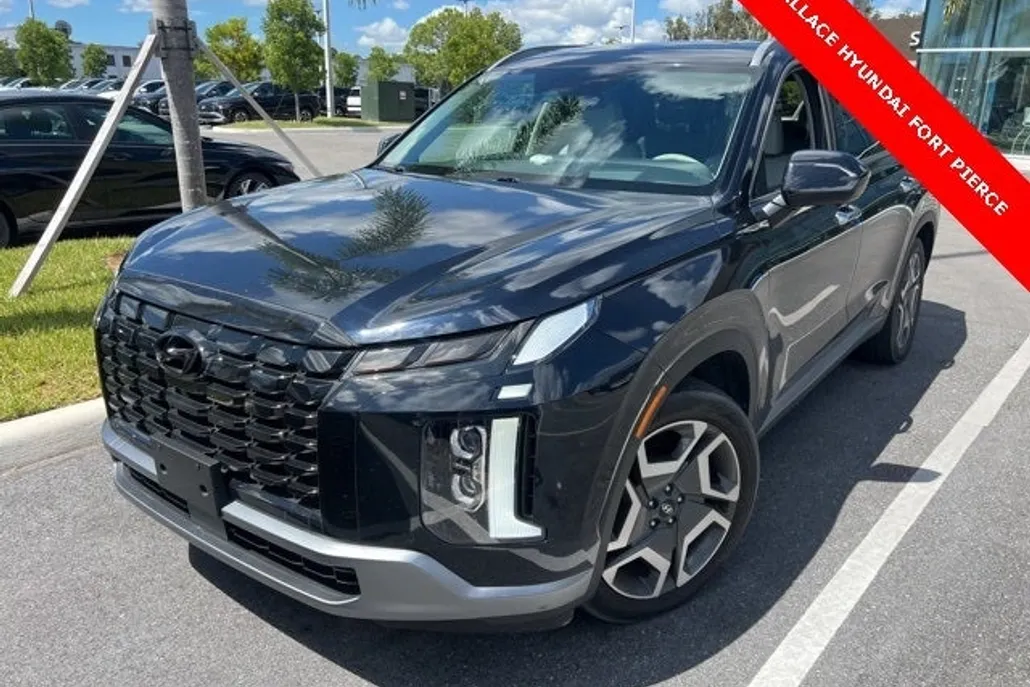 2024 Hyundai Palisade Limited photo 1