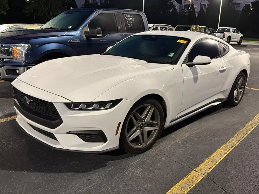 2024 Ford Mustang EcoBoost Premium photo 1