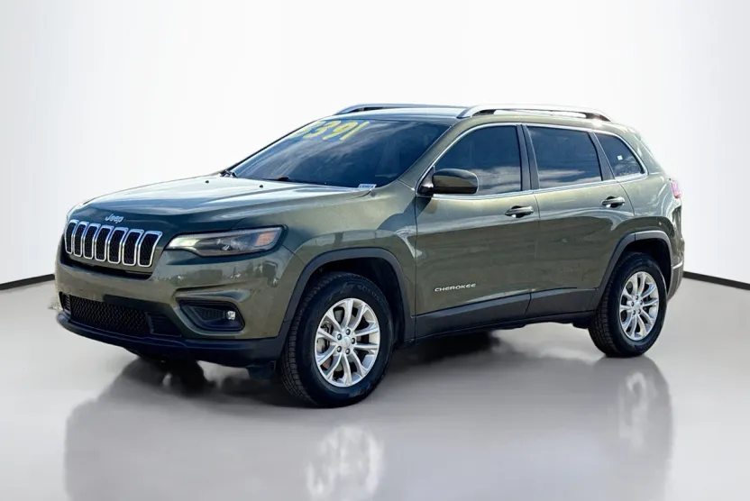 2019 Jeep Cherokee Latitude photo 1