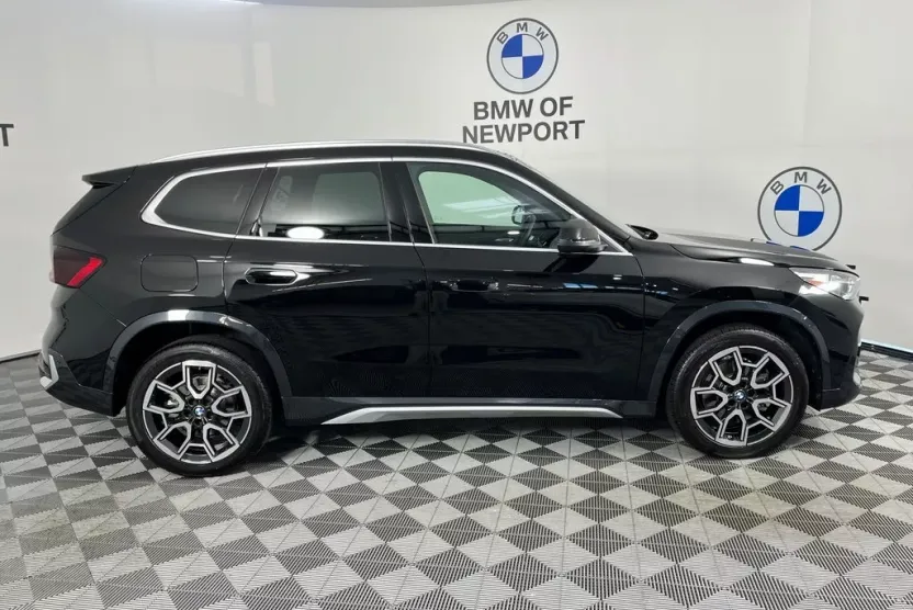 2025 Bmw X1 XDrive28i photo 1