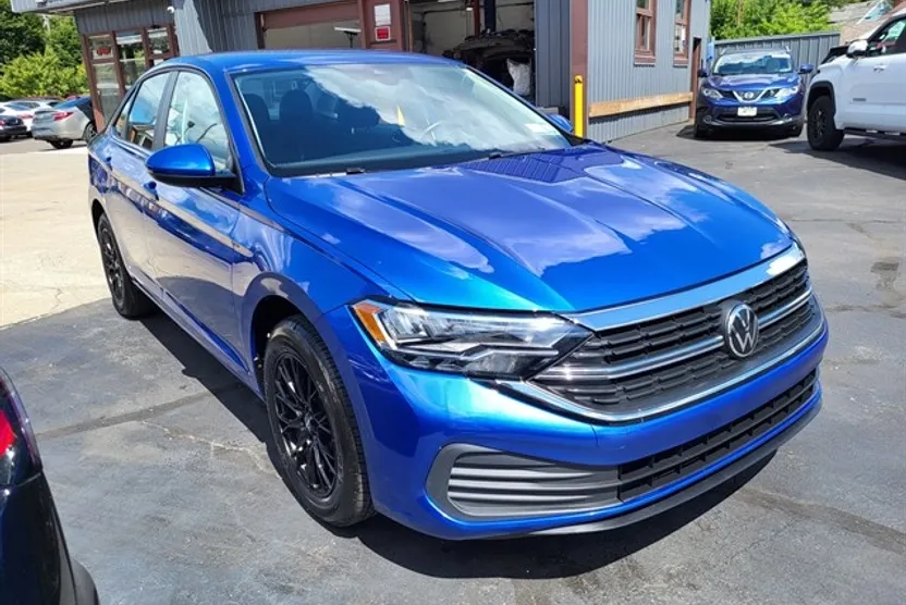 2024 Volkswagen Jetta S photo 1