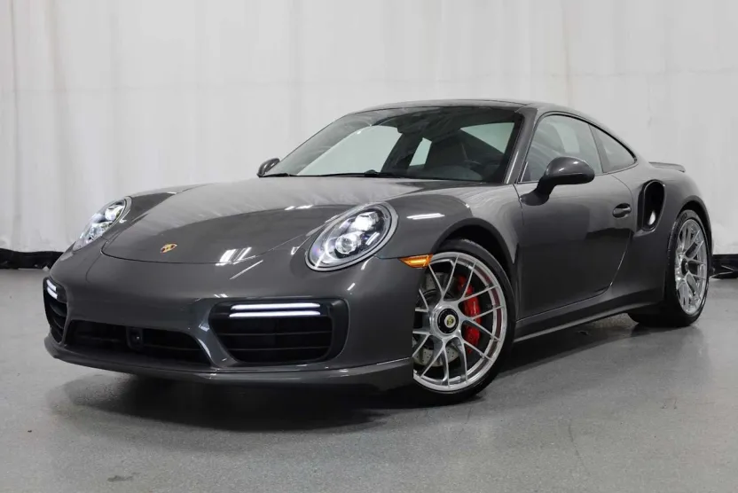 2019 Porsche 911 Turbo S photo 1