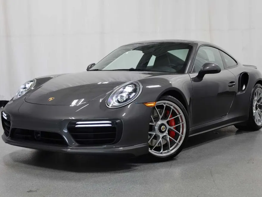 2019 Porsche 911 Turbo S photo 1