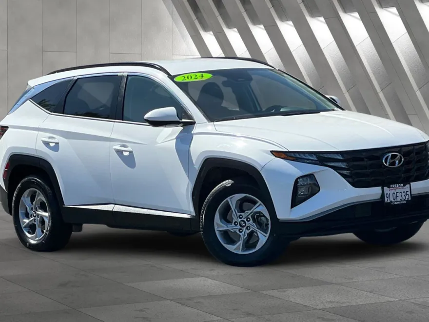 2024 Hyundai Tucson SEL photo 1