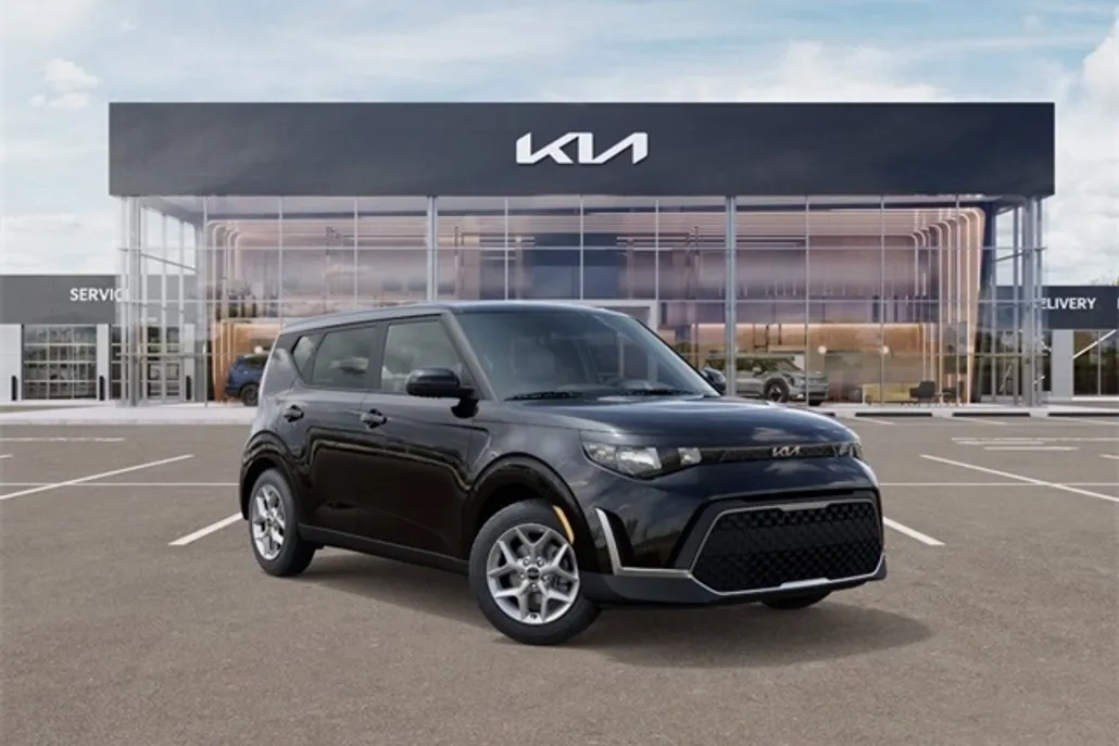 2025 Kia Soul S photo 1