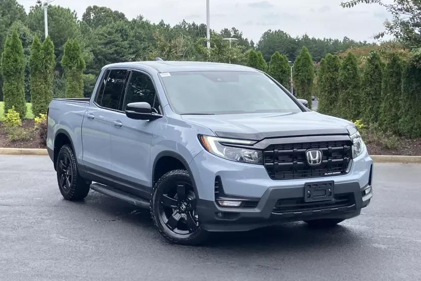 2024 Honda Ridgeline Black Edition photo 1