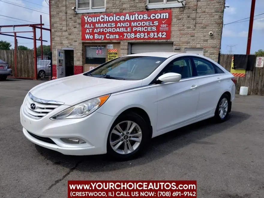 2013 Hyundai Sonata GLS photo 1