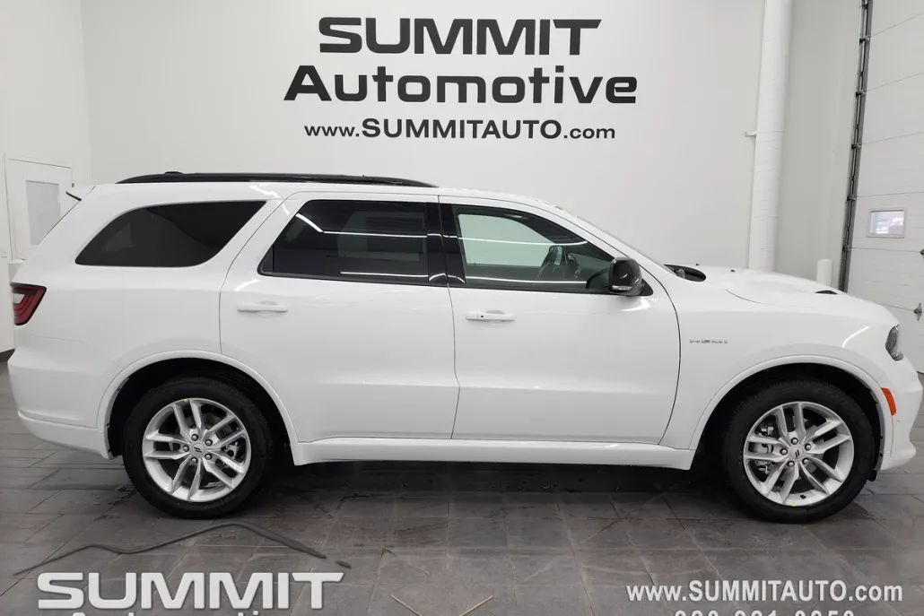 2025 Dodge Durango R/T Plus photo 1