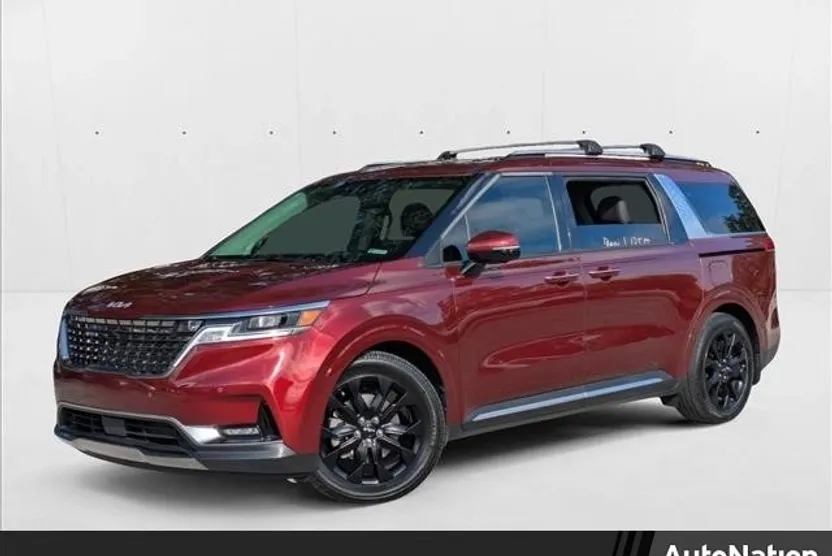 2024 Kia Carnival SX photo 1
