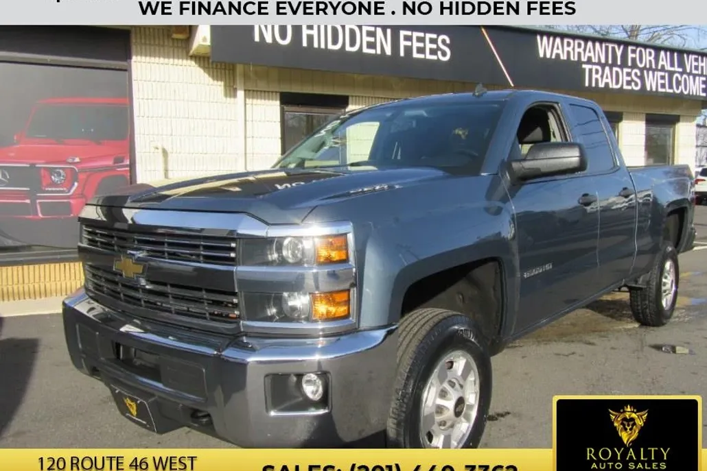 2015 Chevrolet Silverado 2500HD LT photo 1
