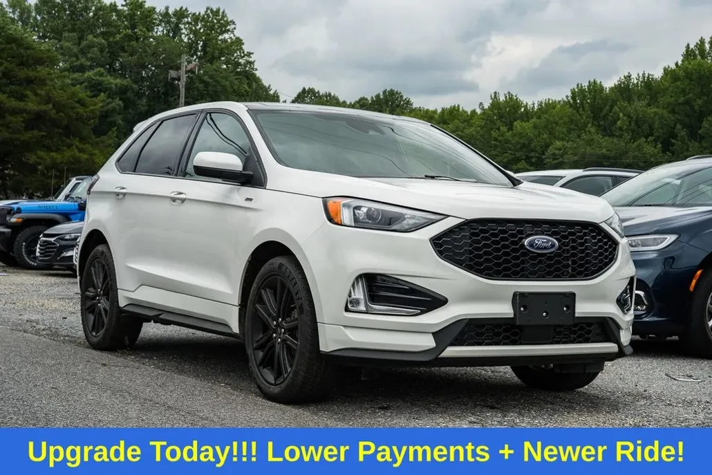2022 Ford Edge ST photo 1