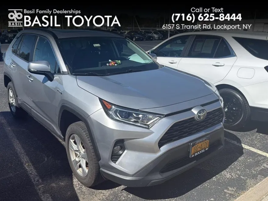2020 Toyota RAV4 Hybrid XLE photo 1