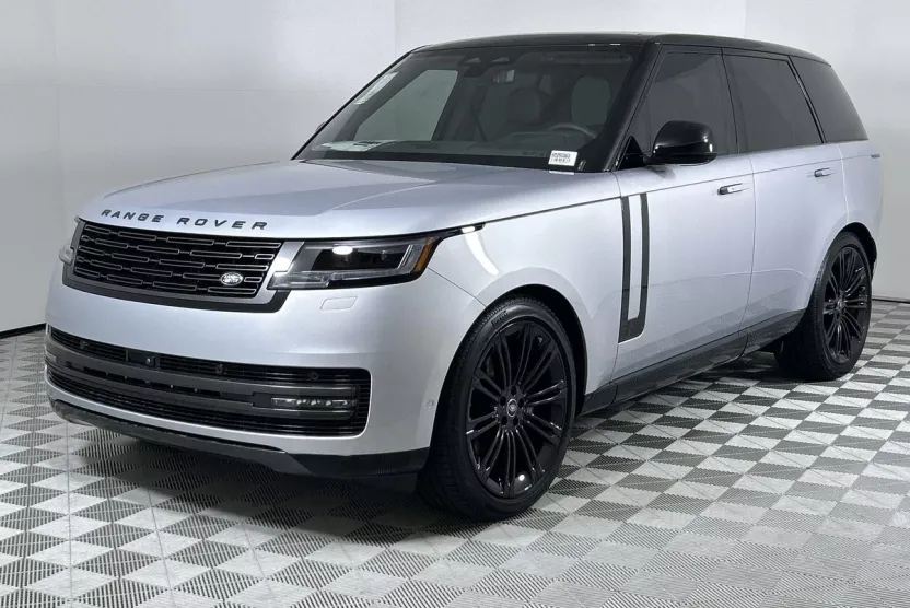 2025 Land Rover Range Rover SE photo 1