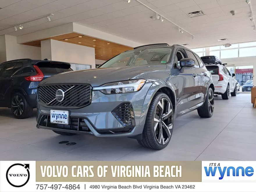 2026 Volvo XC60 Hybrid T8 photo 1