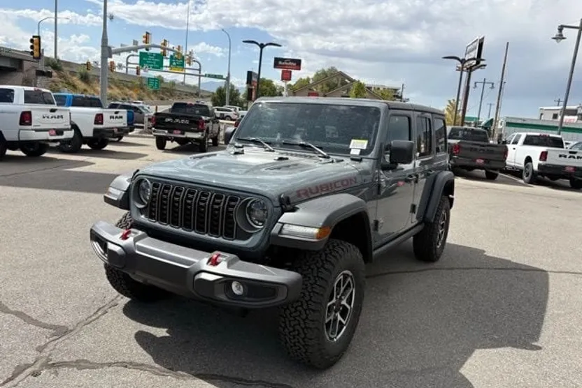 2025 Jeep Wrangler Rubicon photo 1
