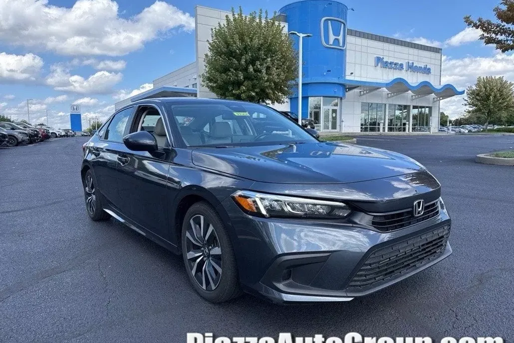 2022 Honda Civic EX photo 1