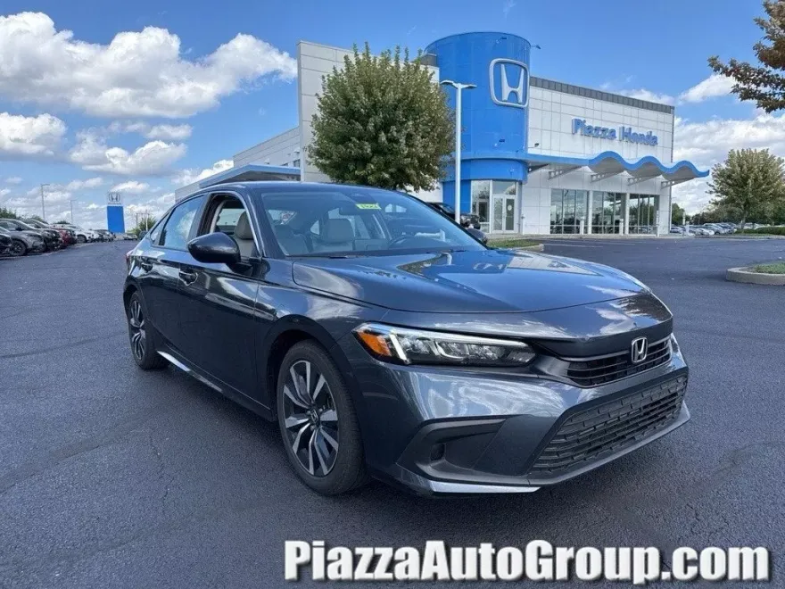 2022 Honda Civic EX photo 1