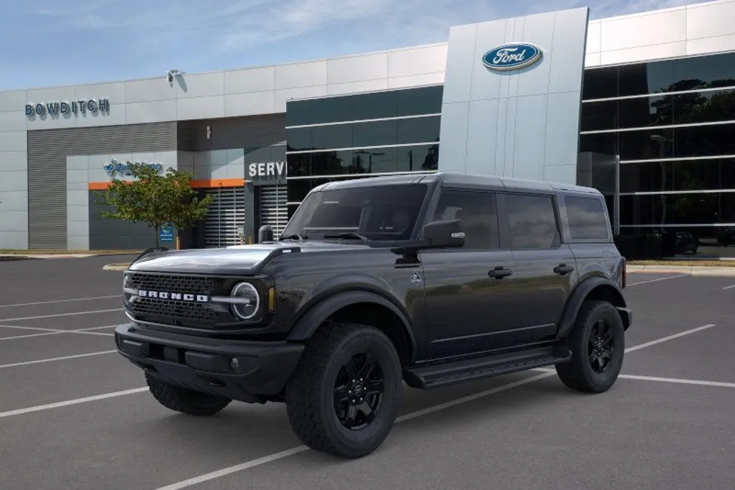 2025 Ford Bronco Outer Banks photo 1