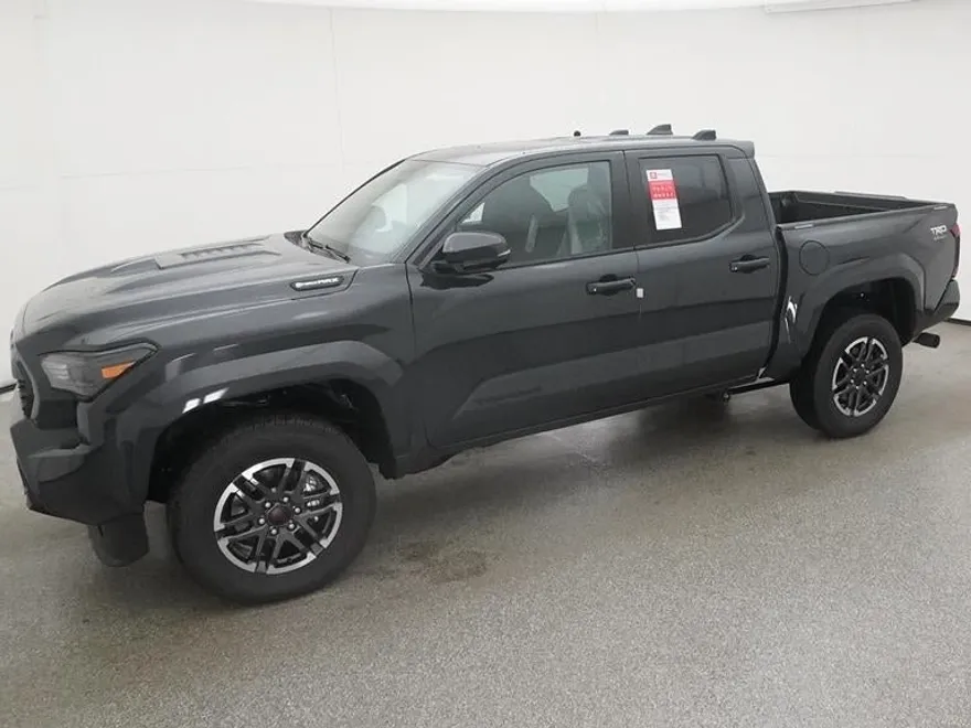 2025 Toyota Tacoma TRD Sport photo 1
