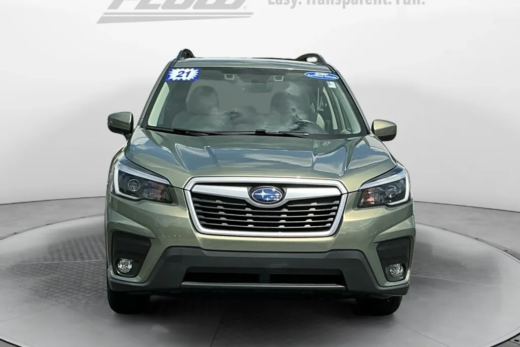 2021 Subaru Forester Premium photo 1