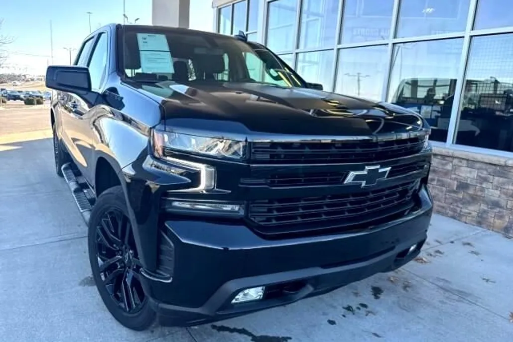 2022 Chevrolet Silverado 1500 High Country photo 1
