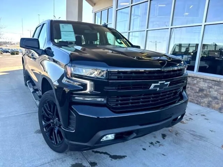 2022 Chevrolet Silverado 1500 High Country photo 1