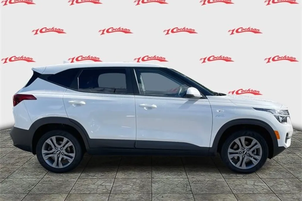 2021 Kia Seltos LX photo 1