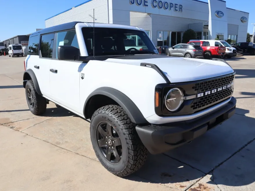 2025 Ford Bronco Big Bend photo 1
