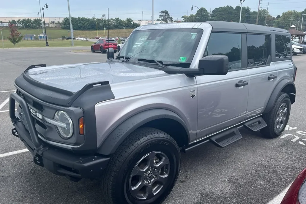2024 Ford Bronco Big Bend photo 1