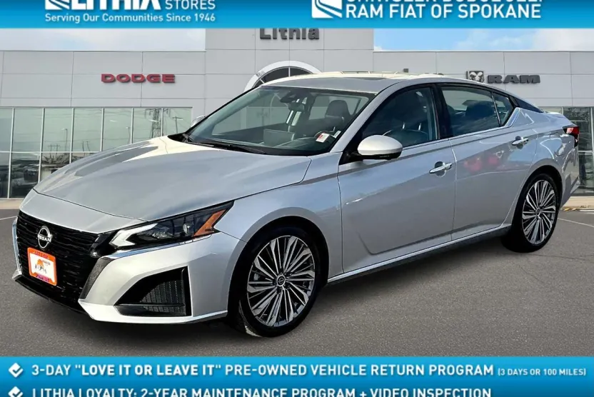 2023 Nissan Altima 2.5 SL photo 1