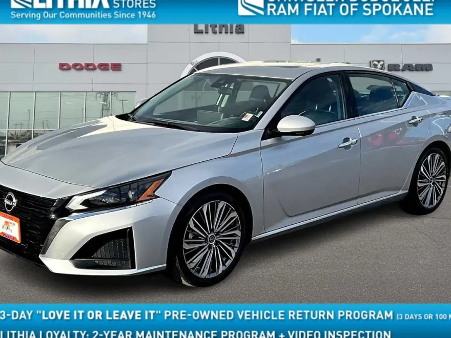 2023 Nissan Altima 2.5 SL photo 1