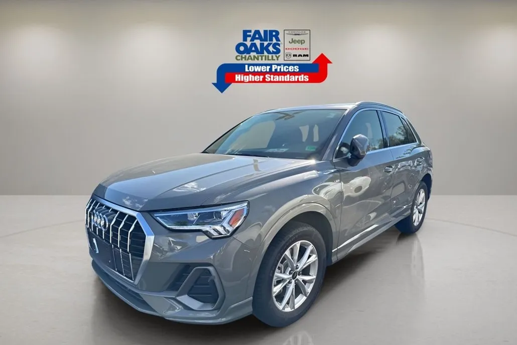 2024 Audi Q3 Premium S line photo 1