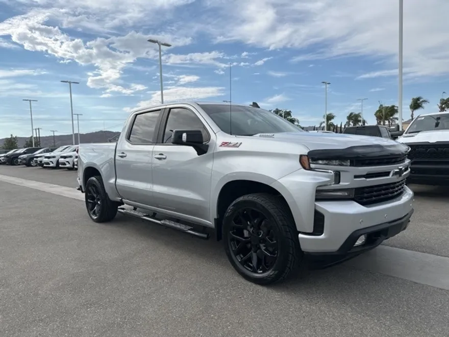 2022 Chevrolet Silverado 1500 RST photo 1