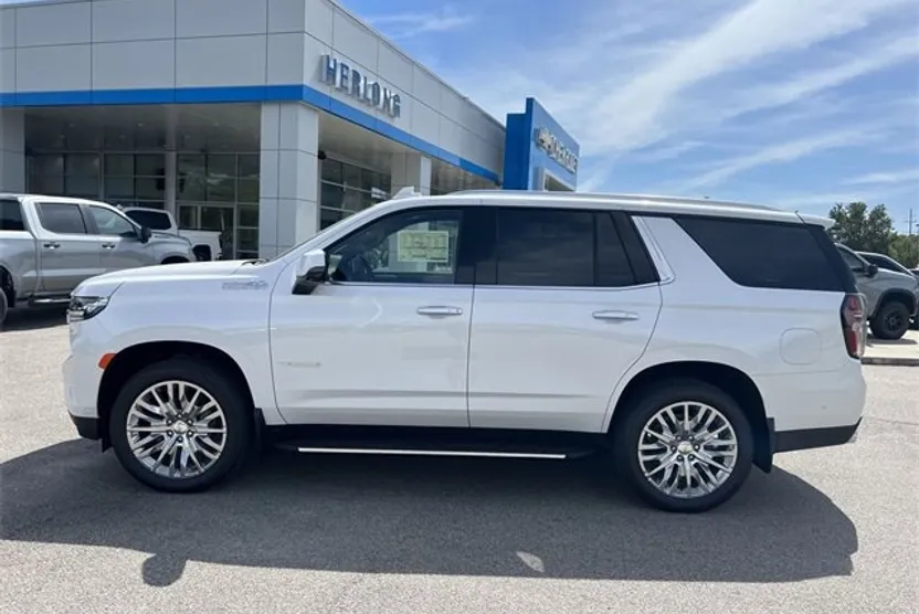 2023 Chevrolet Tahoe High Country photo 1