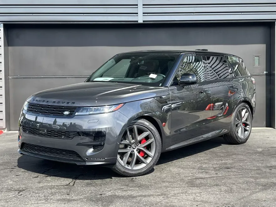 2025 Land Rover Range Rover Sport SE photo 1