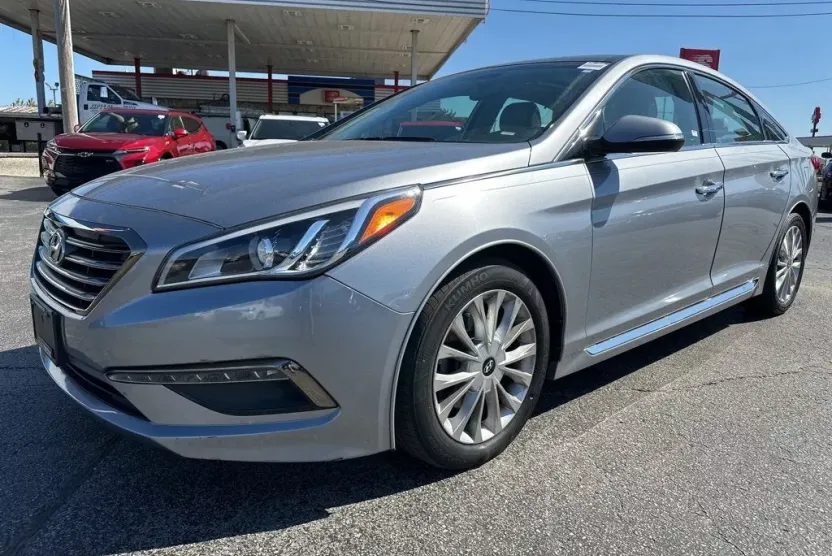 2015 Hyundai Sonata Limited photo 1