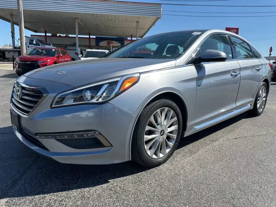 2015 Hyundai Sonata Limited photo 1