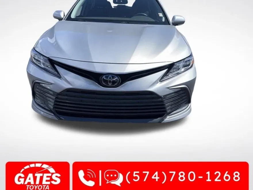 2024 Toyota Camry LE photo 1