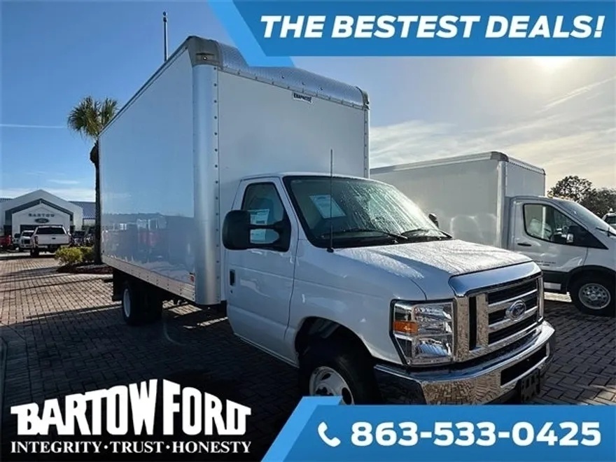 2024 Ford E-450 photo 1