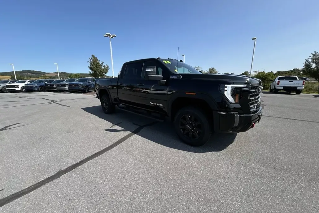 2024 Gmc Sierra 2500 HD AT4 photo 1