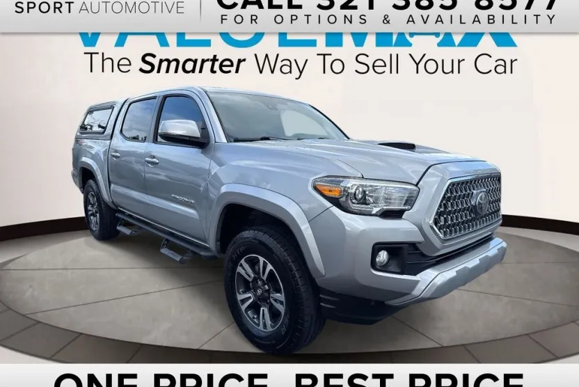 2019 Toyota Tacoma TRD Sport photo 1