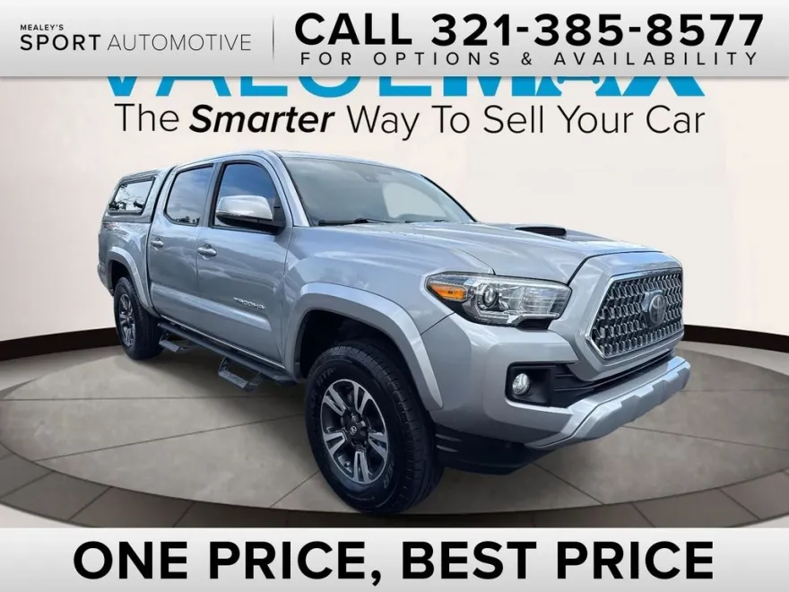 2019 Toyota Tacoma TRD Sport photo 1