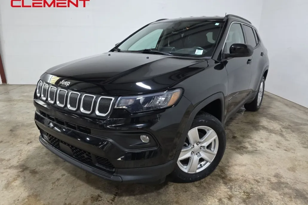 2022 Jeep Compass Latitude photo 1