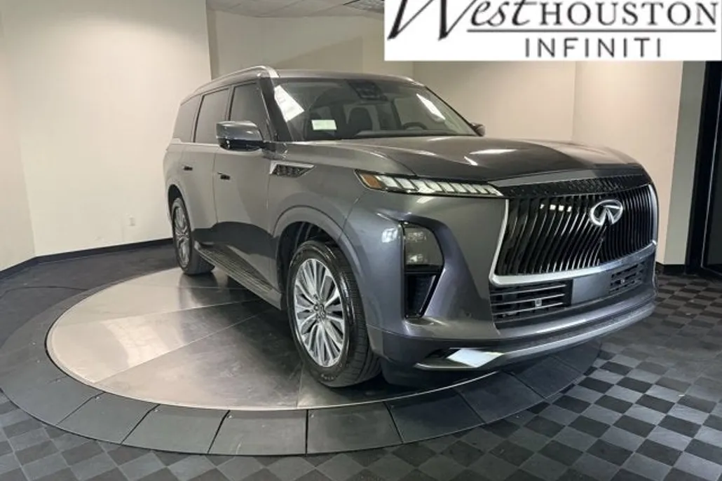 2025 Infiniti QX80 Luxe photo 1