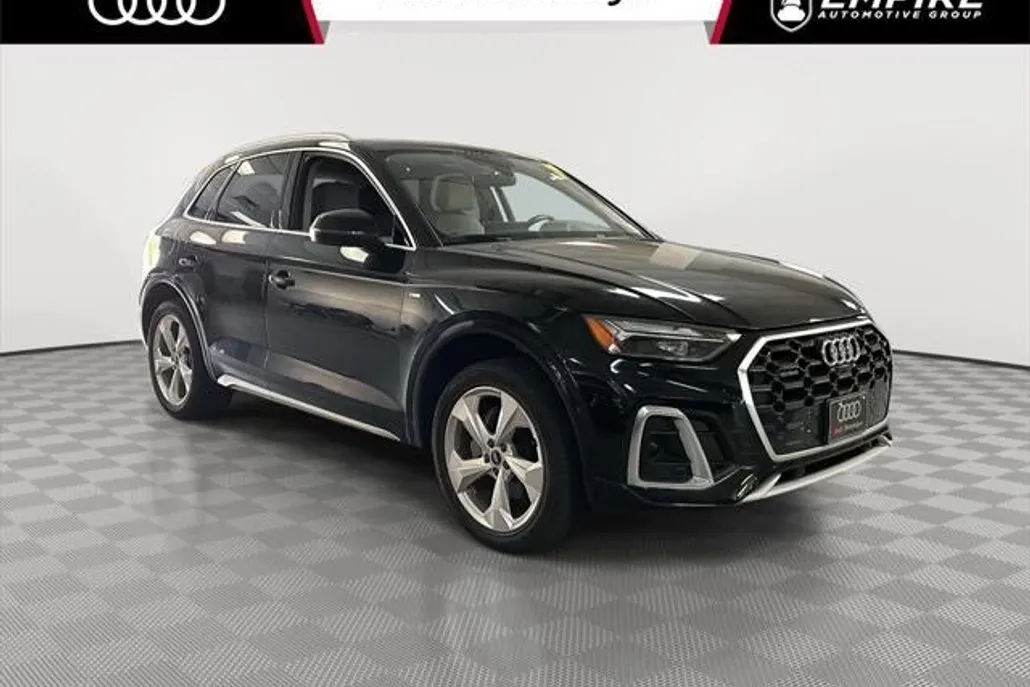 2022 Audi Q5 Premium Plus 45 TFSI S line photo 1